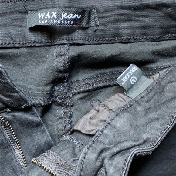 Fashion Nova Black ripped jeans - Picture 3 of 3